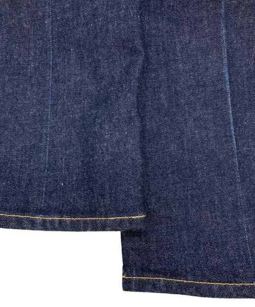 YANUK（ヤヌーク）YANUK (ヤヌーク) etre (エトレ) センタークリースストレートデニム ネイビー サイズ:23の古着・服飾アイテム