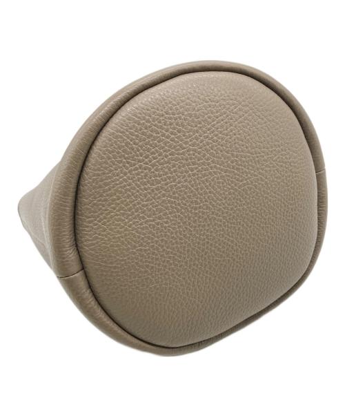 IACUCCI（イアクッチ）IACUCCI (イアクッチ) TEA ショルダーバッグ グレージュの古着・服飾アイテム