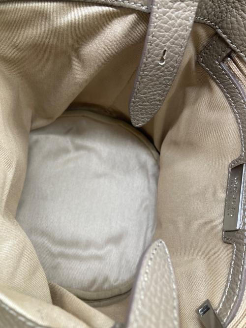 IACUCCI（イアクッチ）IACUCCI (イアクッチ) TEA ショルダーバッグ グレージュの古着・服飾アイテム