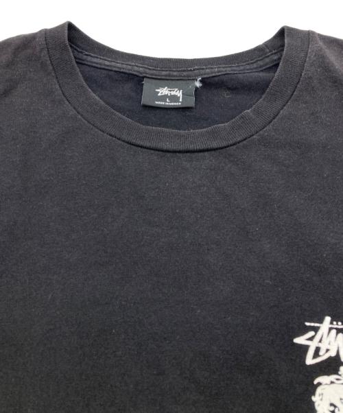 stussy（ステューシー）stussy (ステューシー) プリントTシャツ ブラック サイズ:Lの古着・服飾アイテム