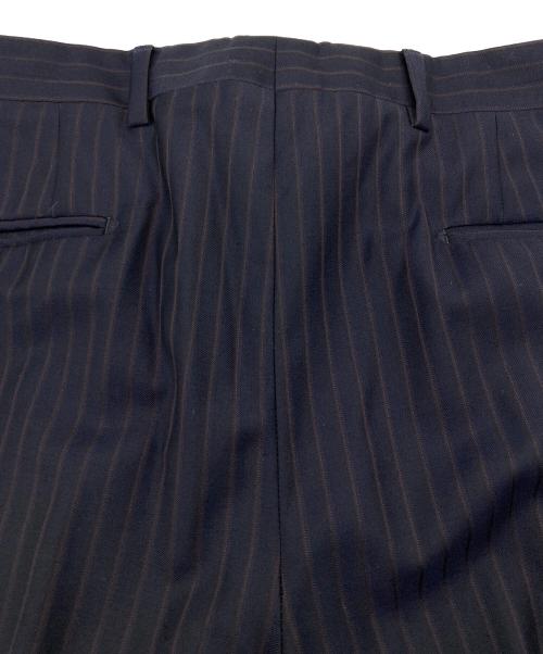 GIORGIO ARMANI（ジョルジョアルマーニ）GIORGIO ARMANI (ジョルジョアルマーニ) TREND 3P セットアップスーツ ネイビー サイズ:46の古着・服飾アイテム