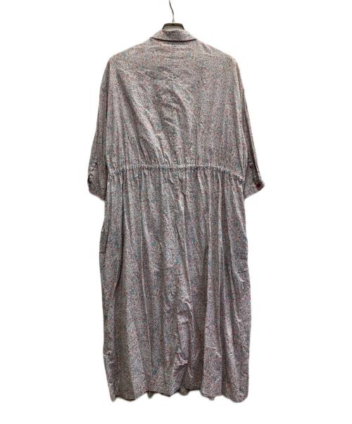 To b. by agnes b.（トゥービー バイ アニエスベー）To b. by agnes b. (トゥービー バイ アニエスベー) ROBE フラワープリントシャツワンピース レッド×ブルー サイズ:Lの古着・服飾アイテム