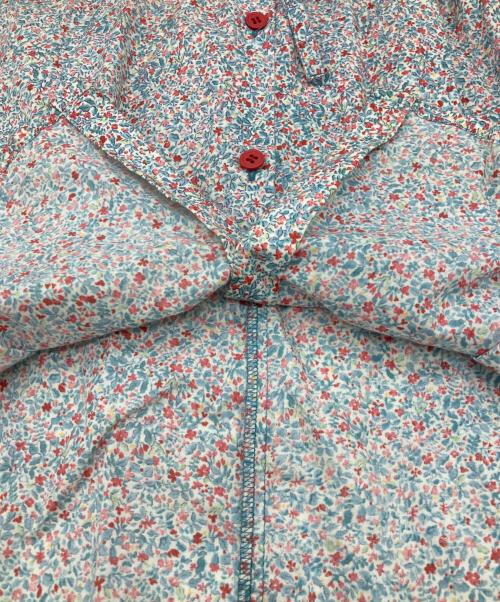 To b. by agnes b.（トゥービー バイ アニエスベー）To b. by agnes b. (トゥービー バイ アニエスベー) ROBE フラワープリントシャツワンピース レッド×ブルー サイズ:Lの古着・服飾アイテム