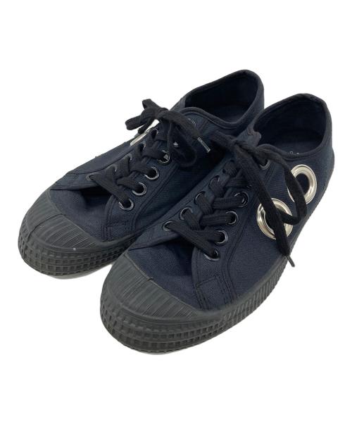 COMME des GARCONS HOMME DEUX（コムデギャルソン オム ドゥ）COMME des GARCONS HOMME DEUX (コムデギャルソン オム ドゥ) NOVESTA (ノベスタ) キャンバス ローカットスニーカー ネイビー サイズ:不明の古着・服飾アイテム