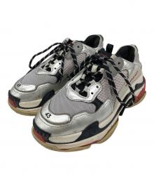 BALENCIAGA（バレンシアガ）の古着「TRIPLE S」｜グレー