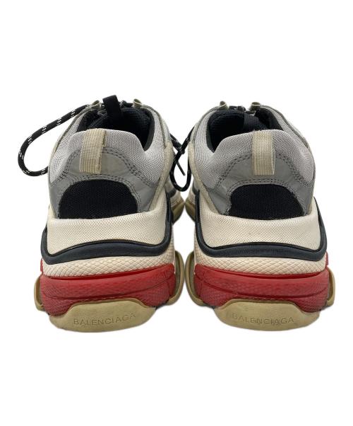 BALENCIAGA（バレンシアガ）BALENCIAGA (バレンシアガ) TRIPLE S グレー サイズ:28.5の古着・服飾アイテム