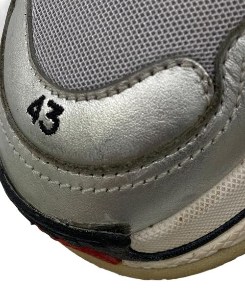 BALENCIAGA（バレンシアガ）BALENCIAGA (バレンシアガ) TRIPLE S グレー サイズ:28.5の古着・服飾アイテム