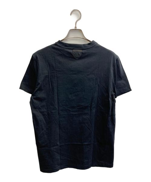 PRADA（プラダ）PRADA (プラダ) 三角プレートパッチＴシャツ ブラック サイズ:Mの古着・服飾アイテム