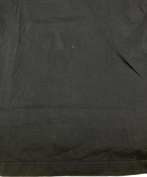 PRADA（プラダ）PRADA (プラダ) 三角プレートパッチＴシャツ ブラック サイズ:Mの古着・服飾アイテム