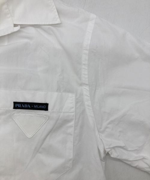 PRADA（プラダ）PRADA (プラダ) ロゴパッチ コットン オープンカラーシャツ ホワイト サイズ:XSの古着・服飾アイテム