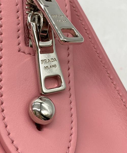 PRADA（プラダ）PRADA (プラダ) サフィアーノ レザー 2WAY ハンドバック ピンクの古着・服飾アイテム