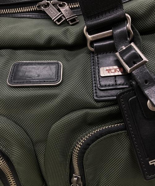 TUMI（トゥミ）TUMI (トゥミ) Alpha Bravo グリーンの古着・服飾アイテム