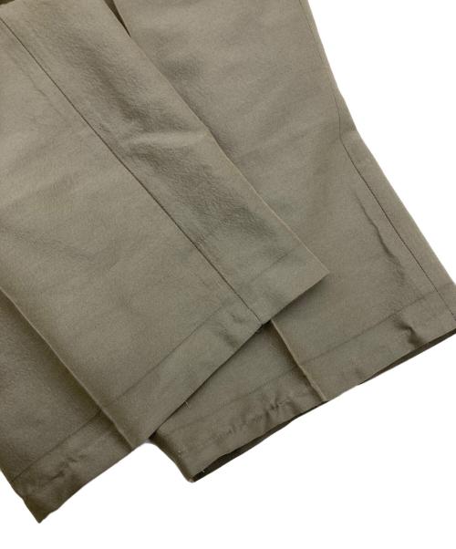seven by seven（セブンバイセブン）seven by seven (セブンバイセブン) IN-TUCK TROUSERS シルク/ウール オリーブ サイズ:Sの古着・服飾アイテム