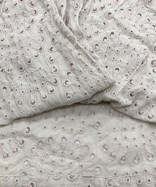 doux bleu（ドゥーブルー）doux bleu (ドゥーブルー) 刺繍ワンピース ベージュ サイズ:FREEの古着・服飾アイテム