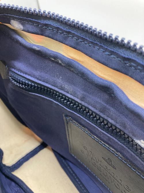Vivienne Westwood man（ヴィヴィアン ウェストウッド マン）Vivienne Westwood man (ヴィヴィアン ウェストウッド マン) オーブプリントショルダーバッグの古着・服飾アイテム