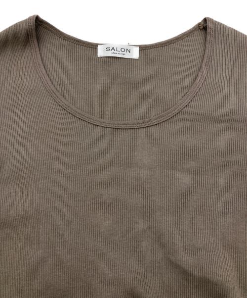 SALON adam et rope'（サロンアダムエロペ）SALON adam et rope' (サロンアダムエロペ) プリマベールファームリーリブハーフスリーブTシャツ ブラウン サイズ:FREEの古着・服飾アイテム
