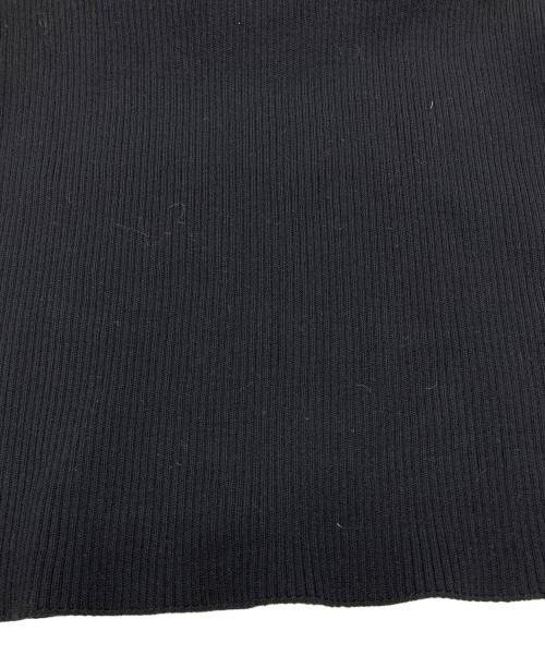 anuans（アニュアンス）anuans (アニュアンス) ハートネックリブニットプルオーバー ブラック サイズ:FREEの古着・服飾アイテム