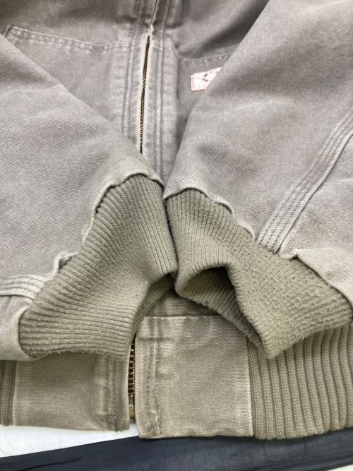 CarHartt（カーハート）CarHartt (カーハート) アクティブジャケット ベージュ サイズ:2XLの古着・服飾アイテム