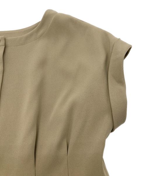 PLST（プラステ）PLST (プラステ) パールボタン2WAYブラウスパンツセットアップ ベージュ サイズ:L 未使用品の古着・服飾アイテム