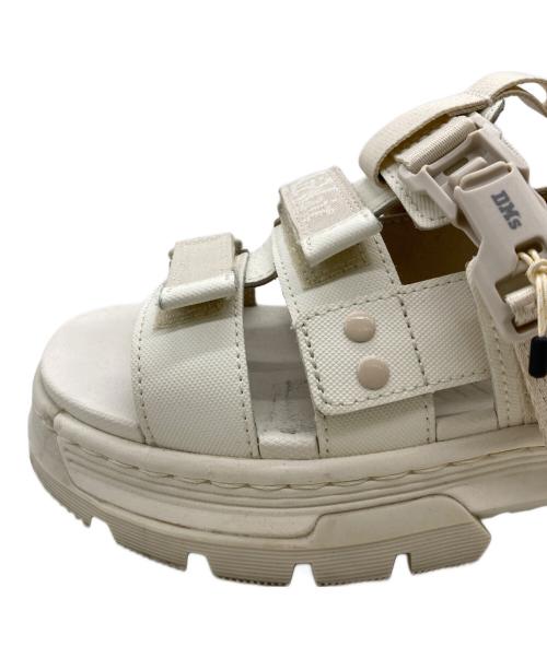 Dr.Martens（ドクターマーチン）Dr.Martens (ドクターマーチン) Pearson サンダル ホワイト サイズ:UK4の古着・服飾アイテム