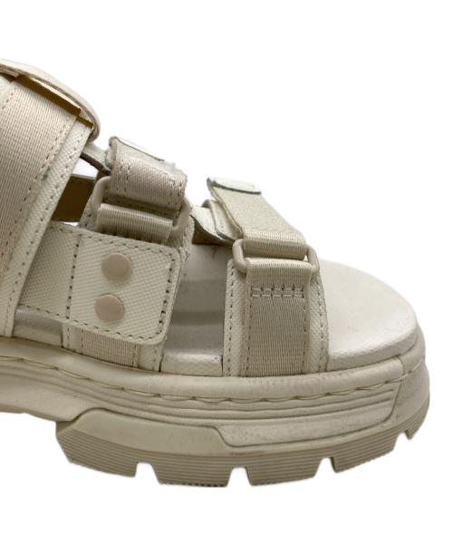 Dr.Martens（ドクターマーチン）Dr.Martens (ドクターマーチン) Pearson サンダル ホワイト サイズ:UK4の古着・服飾アイテム