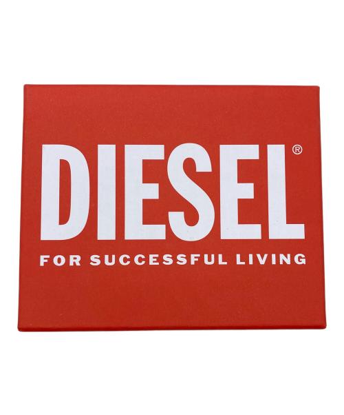 DIESEL（ディーゼル）DIESEL (ディーゼル) コンパクトラウンドファスナー財布 レッドの古着・服飾アイテム