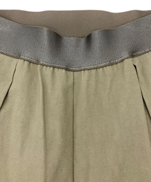 MUSE de Deuxieme Classe（ミューズ ドゥーズィエム クラス）MUSE de Deuxieme Classe (ミューズ ドゥーズィエム クラス) STRETCH TWILL タックパンツ グレー サイズ:38の古着・服飾アイテム
