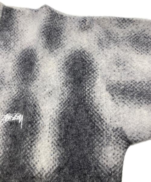 stussy（ステューシー）stussy (ステューシー) Gradient Dot BRUSHED Sweater グレー サイズ:Mの古着・服飾アイテム