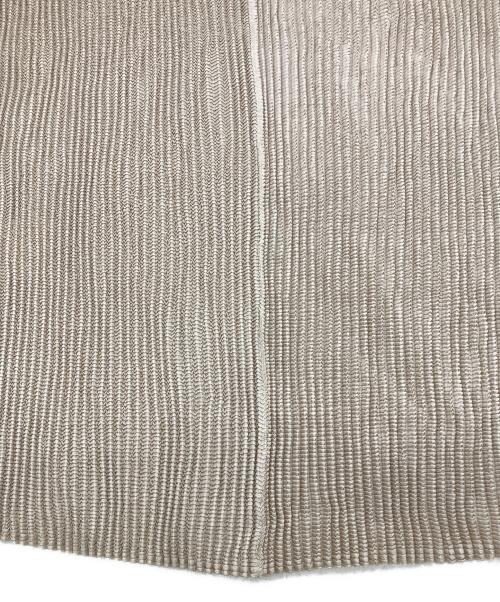 SPECCHIO（スペッチオ）SPECCHIO (スペッチオ) シャトルプリーツ オープンカラートップス / 9分袖 ベージュ サイズ:Lの古着・服飾アイテム