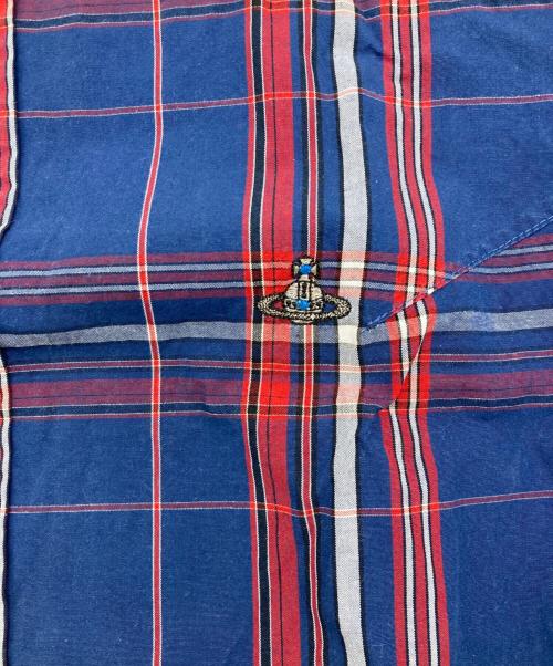 Vivienne Westwood man（ヴィヴィアン ウェストウッド マン）Vivienne Westwood man (ヴィヴィアン ウェストウッド マン) オーブ刺繍チェックシャツ ブルー×レッド サイズ:44の古着・服飾アイテム