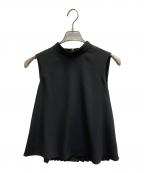 FOXEY NEWYORKフォクシーニューヨーク）の古着「シックプリーツノースリーブブラウス」｜ブラック