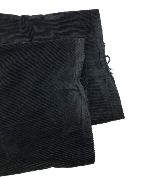 CONZ（コンズ）conz (コンズ) CORDUROY CURVED LEG PANTS ブラック サイズ:1の古着・服飾アイテム