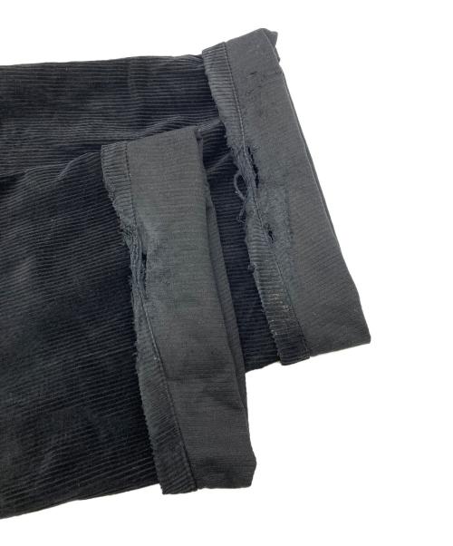 CONZ（コンズ）conz (コンズ) CORDUROY CURVED LEG PANTS ブラック サイズ:1の古着・服飾アイテム