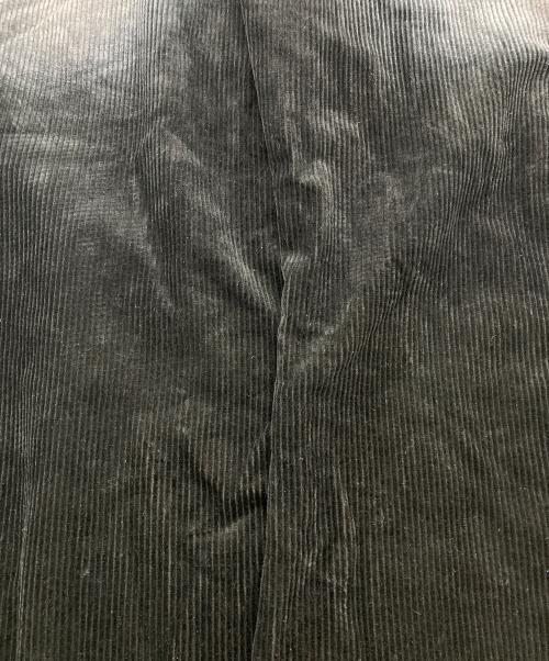 CONZ（コンズ）conz (コンズ) CORDUROY CURVED LEG PANTS ブラック サイズ:1の古着・服飾アイテム