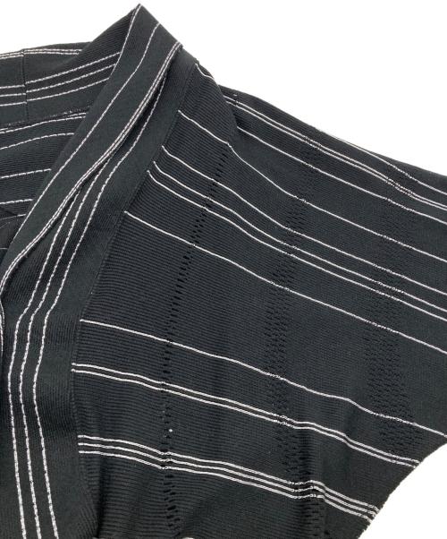 ISSEY MIYAKE（イッセイミヤケ）ISSEY MIYAKE (イッセイミヤケ) ストライプニットジャケット ブラック サイズ:2の古着・服飾アイテム