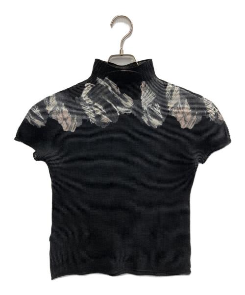 ISSEY MIYAKE me（イッセイ ミヤケ ミー）ISSEY MIYAKE me (イッセイ ミヤケ ミー) ハンソデカットソー ブラック サイズ:表記なしの古着・服飾アイテム