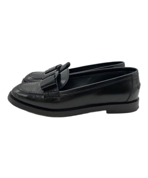 Salvatore Ferragamo（サルヴァトーレ フェラガモ）Salvatore Ferragamo (サルヴァトーレ フェラガモ) VIVALDO ヴァラリボンモチーフローファー ブラック サイズ:6の古着・服飾アイテム