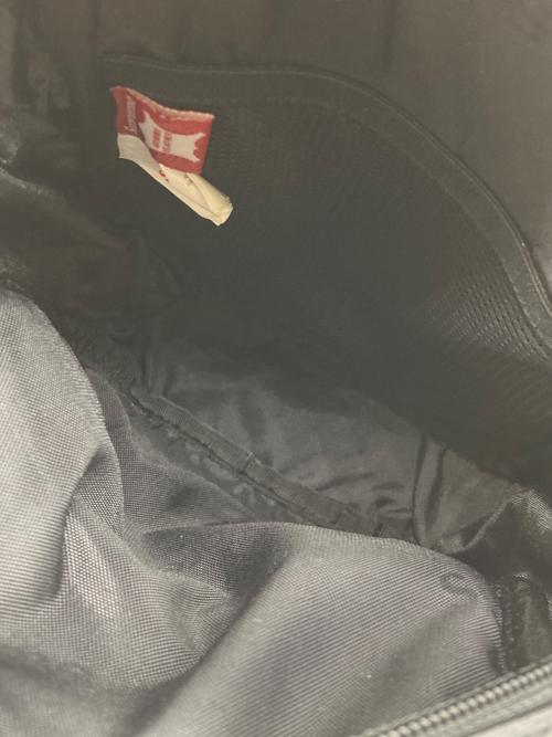 SUPREME（シュプリーム）Supreme (シュプリーム) 23AW Leather Shoulder Bag ブラックの古着・服飾アイテム