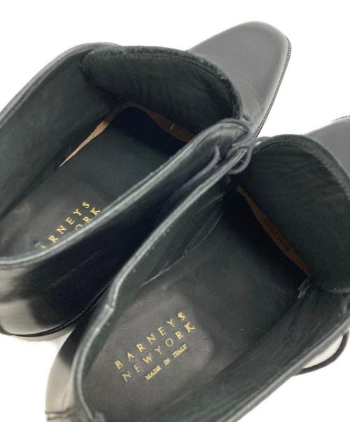 BARNEYS NEWYORK（バーニーズ・ニューヨーク）BARNEYS NEWYORK (バーニーズ・ニューヨーク) チャッカーブーツ ブラック サイズ:42　1/2の古着・服飾アイテム