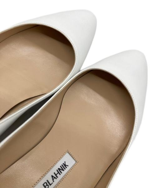 Manolo Blahnik（マノロブラニク）Manolo Blahnik (マノロブラニク) LISTONY/パンプス ホワイト サイズ:38の古着・服飾アイテム