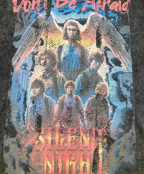 EXAMPLE（エグザンプル）EXAMPLE (エグザンプル) WORK OF FICTION”SILENT NIGHT S/S TEE グレー サイズ:XXLの古着・服飾アイテム