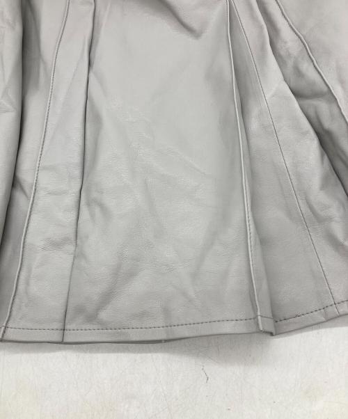 anuans（アニュアンス）anuans (アニュアンス) フェイクレザースカート グレー サイズ:Sの古着・服飾アイテム