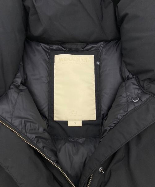 WOOLRICH（ウールリッチ）WOOLRICH (ウールリッチ) LUXURY COCOON JACKET ブラック サイズ:Sの古着・服飾アイテム