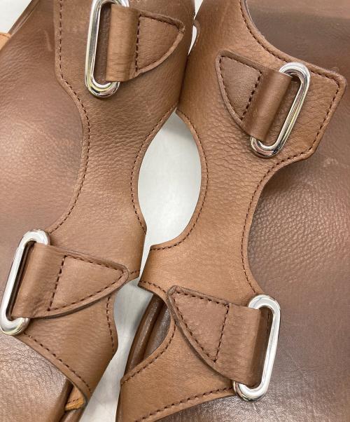 AURALEE（オーラリー）AURALEE (オーラリー) SOFT LEATHER DOUBLE STRAP SANDALS ブラウン サイズ:W7の古着・服飾アイテム