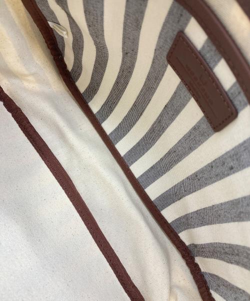 WEEKEND Max Mara（ウィークエンド マックスマーラ）Weekend Max Mara (ウィークエンド マックスマーラ) CROSS BODY BAG ホワイト×グレーの古着・服飾アイテム