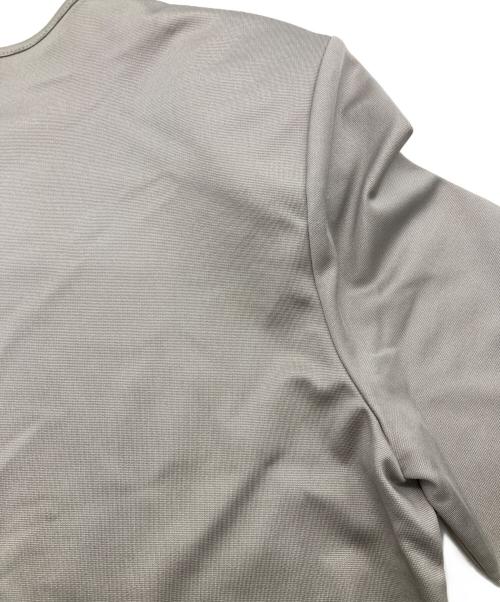 anuans（アニュアンス）anuans (アニュアンス) グロッシーカットトップス グレー サイズ:FREEの古着・服飾アイテム