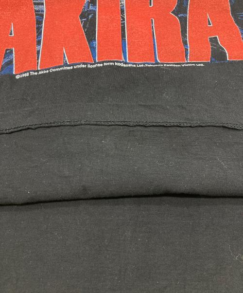 HOLOUBEK（ホロウベック）HOLOUBEK (ホロウベック) ＡＫＩＲＡ　プリントTシャツ ブラック サイズ:XLの古着・服飾アイテム
