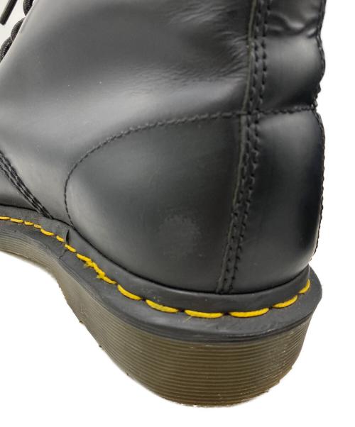 Dr.Martens（ドクターマーチン）Dr.Martens (ドクターマーチン) 8ホールブーツ ブラック サイズ:28の古着・服飾アイテム