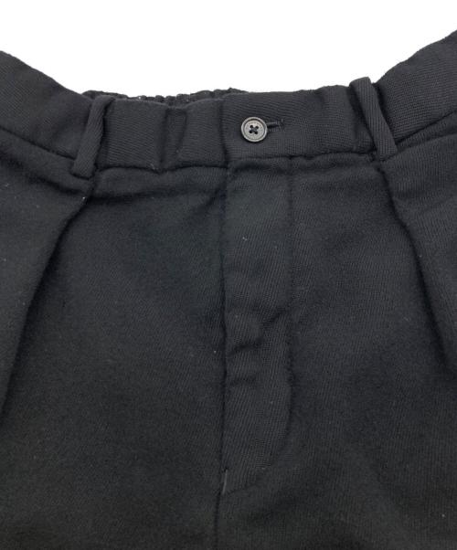 MARKAWARE（マーカウェア）MARKAWARE (マーカウェア) PLEATED FRONT PEGTOP ブラック サイズ:Mの古着・服飾アイテム