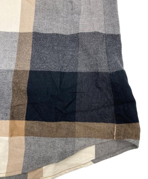 BLUE LABEL CRESTBRIDGE（ブルーレーベルクレストブリッジ）BLUE LABEL CRESTBRIDGE (ブルーレーベルクレストブリッジ) チェックシャツ グレー×ブラック サイズ:SIZE36の古着・服飾アイテム